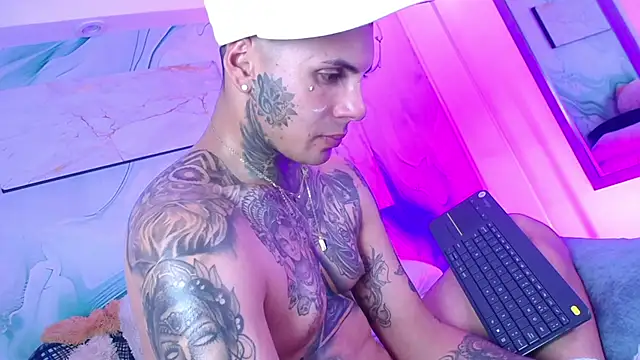 Liam_Ink Live XXX Chat