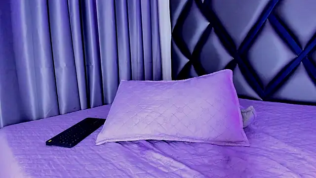 Chat +18 de Bby-pink ao vivo