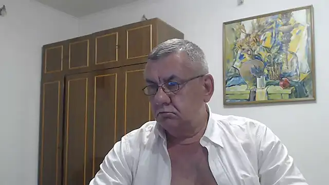 دردشة machomale3 الجنسية المباشرة