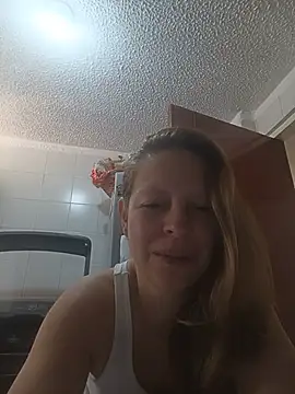 Chat XXX en directo de sky_sanz1