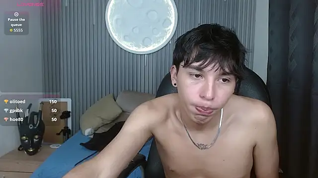 Chat +18 de StiwenTwink ao vivo