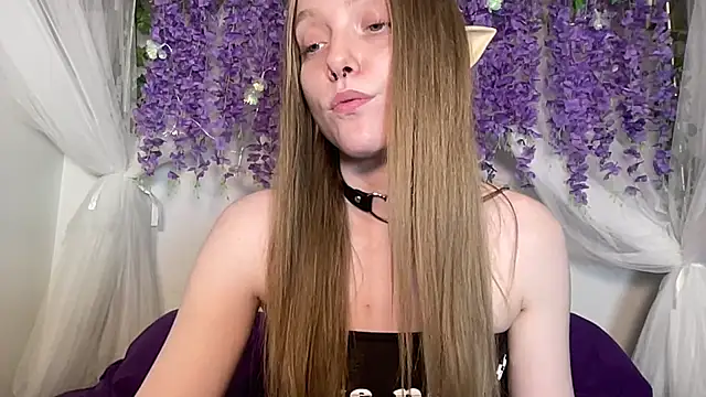 Chat +18 de ElfGirlAna ao vivo