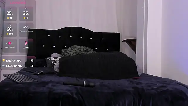 Amy_Aloqua – Naživo XXX chat