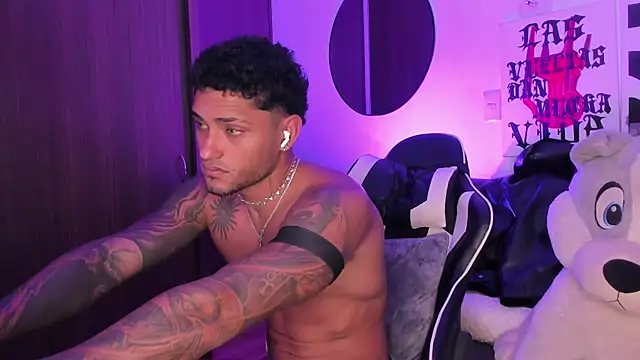 Alessandro_Vanni live XXX chat