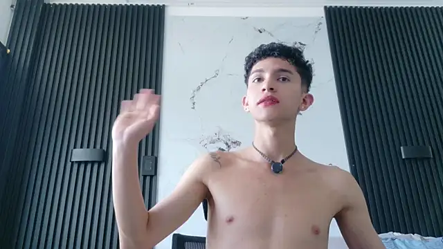 Noah_tyler_のライブXXXチャット