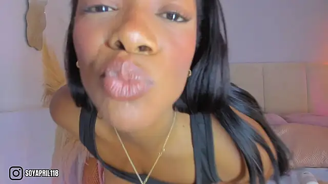 aprilebony_ Live XXX Chat