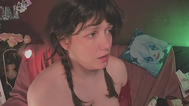 juby_yuby Chat XXX in diretta