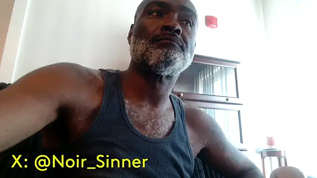 sinnernoir's Live XXX Chat