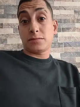 Tiger_cryad live XXX chat