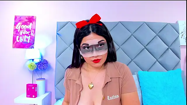 NahomyAdams Chat XXX live