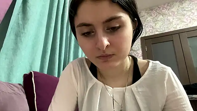 RochelleTrossbach Adlı Modelin Canlı XXX Sohbeti