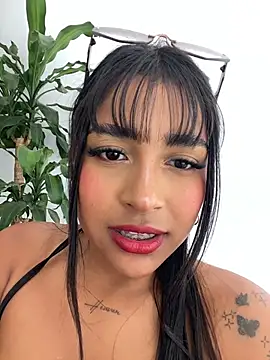 Mariangel_11's Live XXX Chat