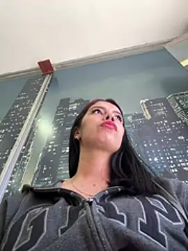 Nathaly_12 现场XXX聊天