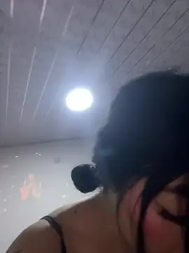 Chat +18 de DAKOTA_SAKURA ao vivo