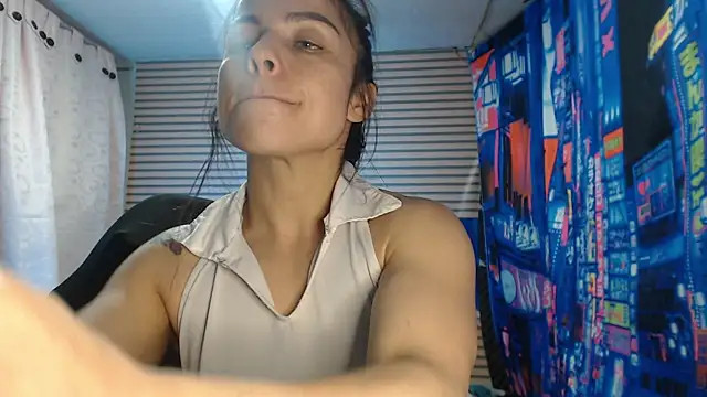 rosse_2504 Live XXX-chat
