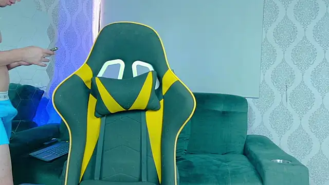 Chat XXX en directo de Twinfire_zeus