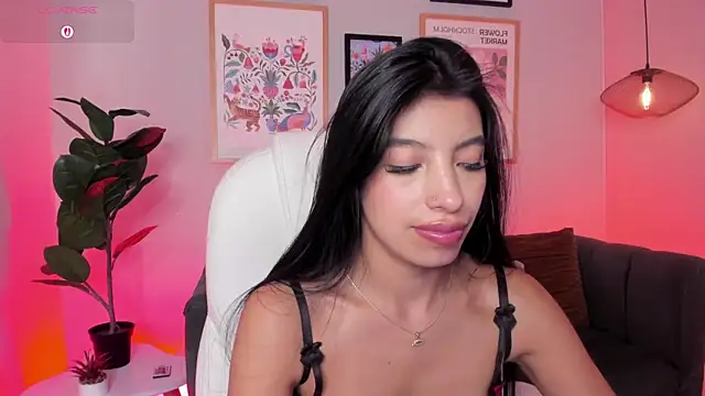 دردشة Tiffany_Low الجنسية المباشرة