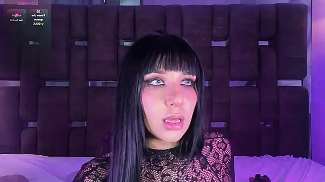 Онлайн чат XXX Leiaa_