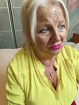 Онлайн чат XXX AvrilMillers