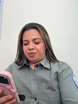 Czat XXX na żywo – Ariana-07