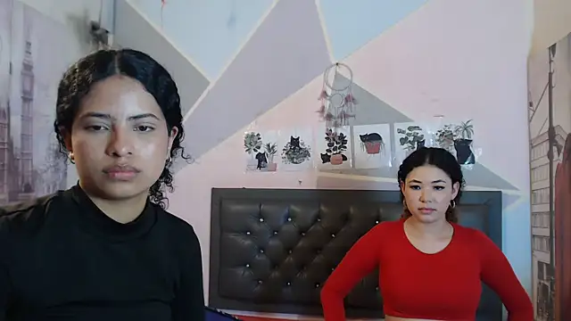 Adut_Akech Adlı Modelin Canlı XXX Sohbeti