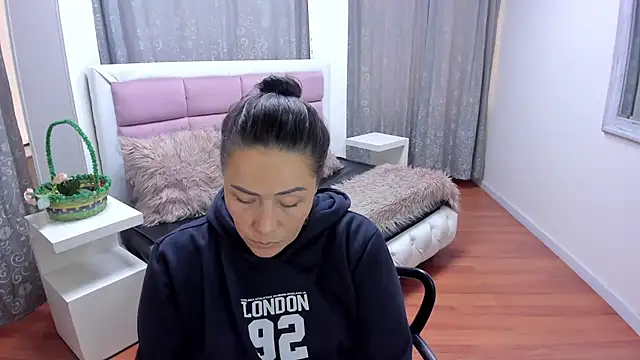 gaby_trent 现场XXX聊天