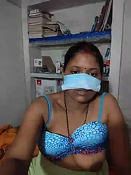 Chat +18 de priya_kumari143 ao vivo