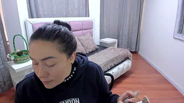 Chatroom XXX en direct de gaby_trent