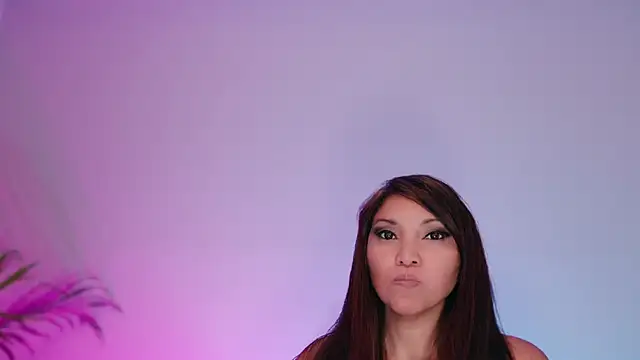 Czat XXX na żywo – DivineLynn