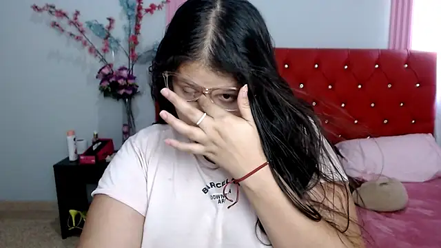 Chat +18 de angel_barbie_1 ao vivo