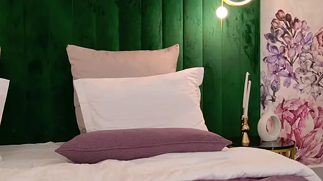 LauraDiazz Adlı Modelin Canlı XXX Sohbeti