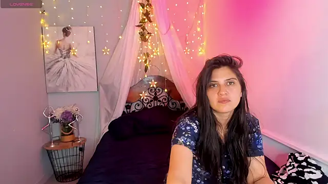 Chat +18 de julianaaldanaa ao vivo
