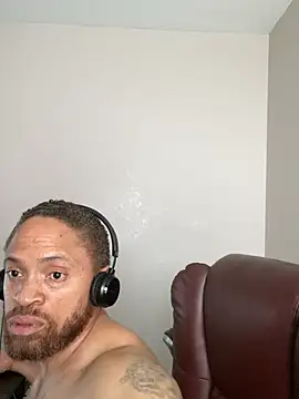 Czat XXX na żywo – Fathero1time