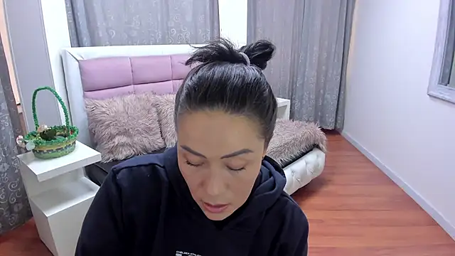 Chat +18 de gaby_trent ao vivo