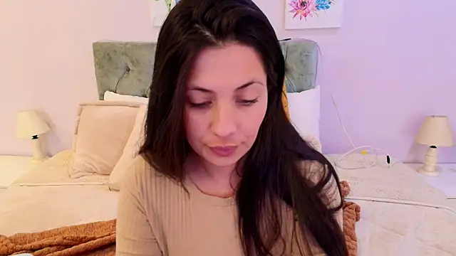 Emma_Brown_0のライブXXXチャット