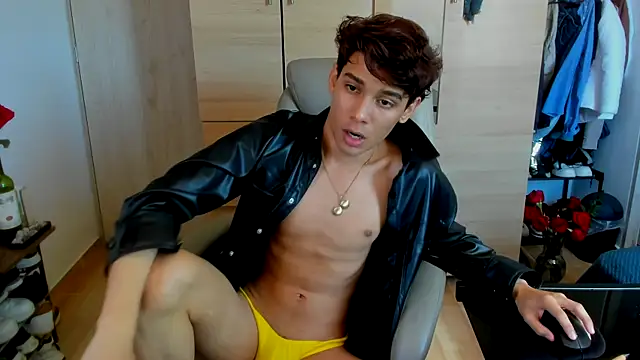 AliottTwink Chat XXX in diretta