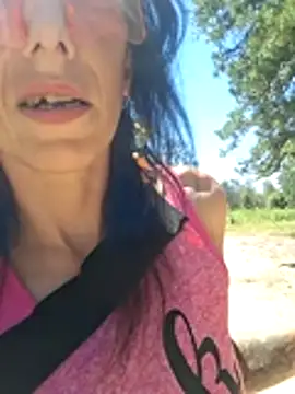 Chatroom XXX en direct de whitetrashdirtyslut