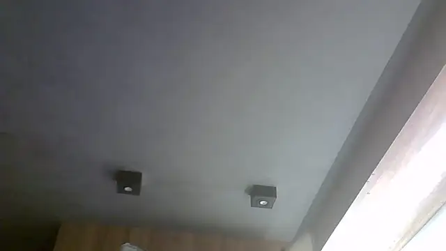 SkinnyKitten – Naživo XXX chat