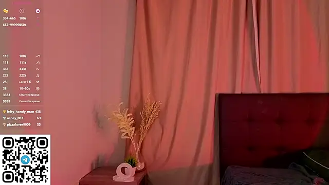 NerixalVire live XXX chat