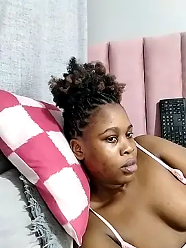 Cherrydollx Chat XXX in diretta