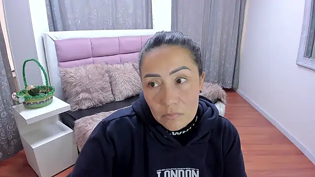 gaby_trent's Live XXX Chat