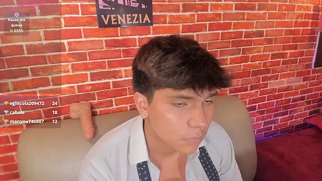 Thiago_Kozak Live XXX-chat