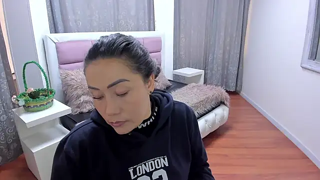 gaby_trent live XXX chat