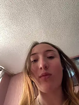 Valery_Salmons 现场XXX聊天