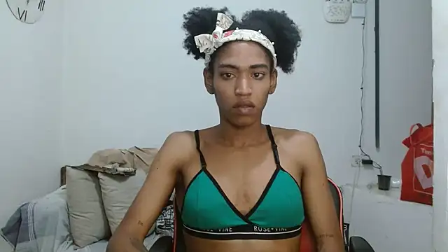 angelamarie1 现场XXX聊天