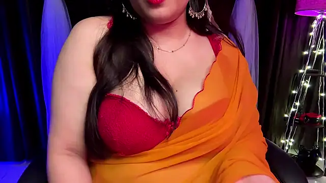 Chat +18 de Queen_alisha ao vivo