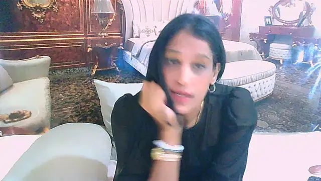 Chat XXX en directo de IndianSexcSmyle