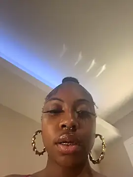 Cocochanel4567 live XXX chat