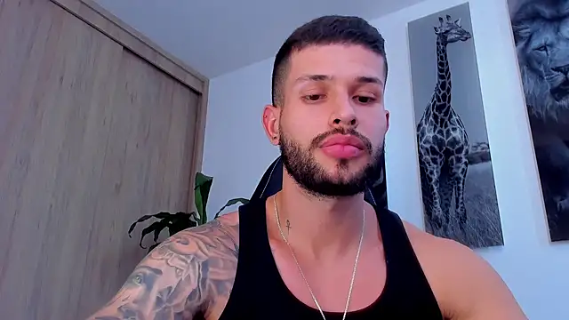 Czat XXX na żywo – Santos_ramirez1