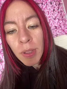 NohaBrooks_Pink's Live Chat Room